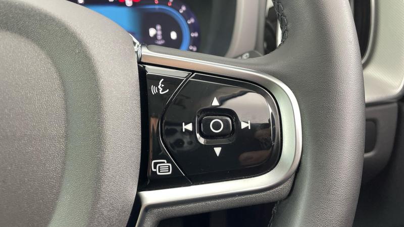 Used Volvo XC60 2024 for sale - 76748144: Photo 25