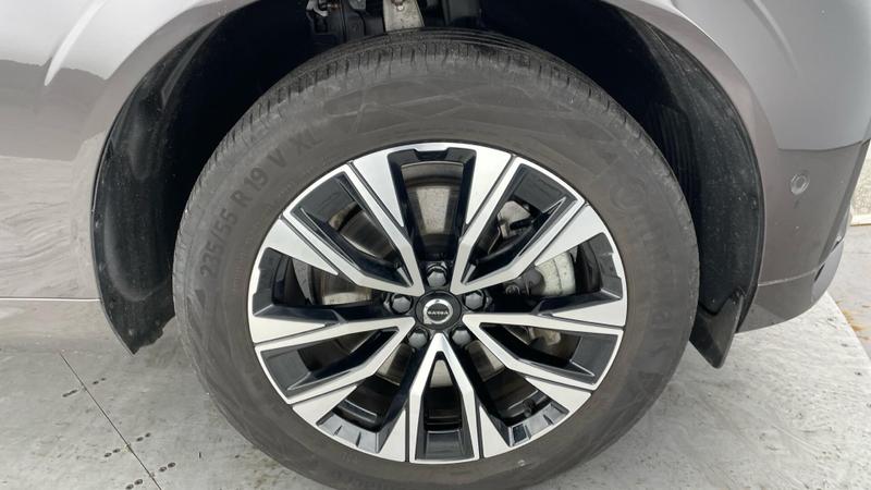 Used Volvo XC60 2024 for sale - 76748144: Photo 5