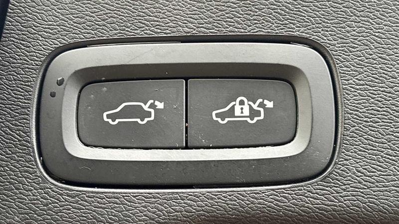 Used Volvo XC60 2025 for sale - 77301227: Photo 19