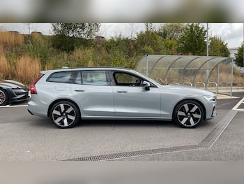 Used Volvo V60 2026 for sale - 79779987: Photo