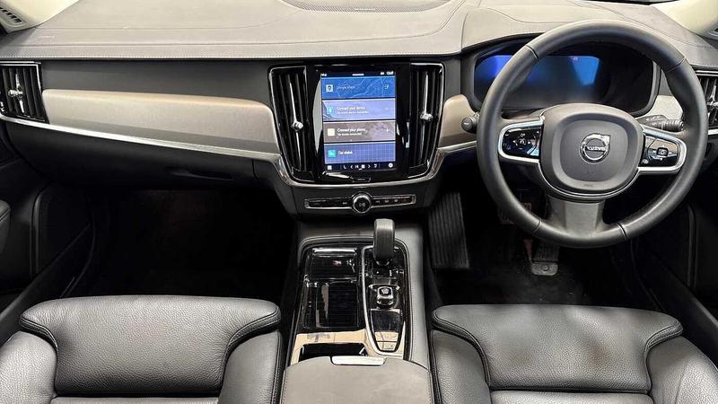 Used Volvo V90 2025 for sale - 77312682: Photo 10