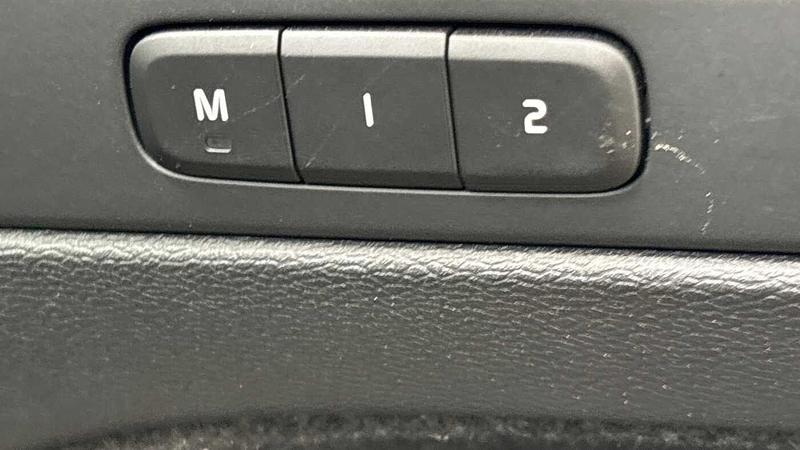 Used Volvo XC40 2022 for sale - 77462396: Photo 25