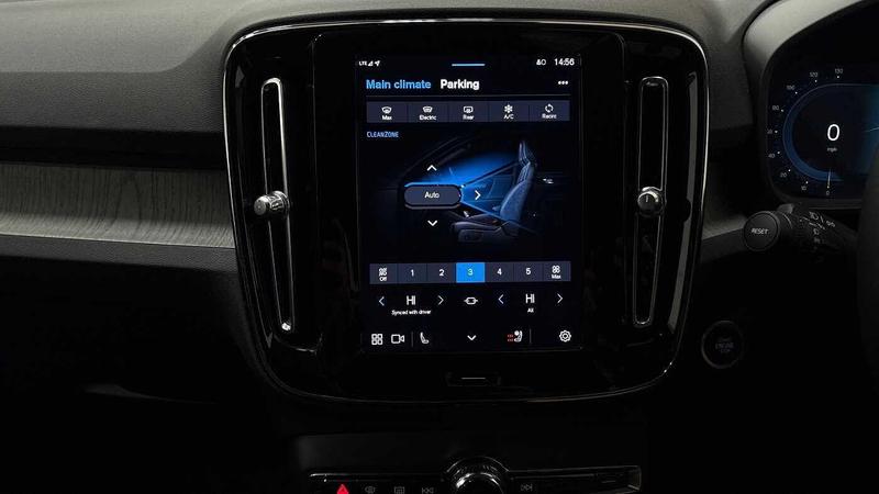 Used Volvo XC40 2022 for sale - 77462396: Photo 38