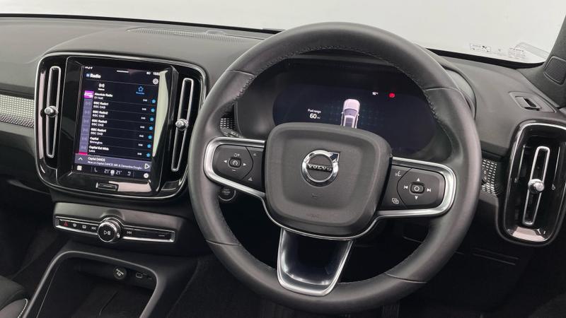 Used Volvo XC40 2025 for sale - 76008624: Photo 10
