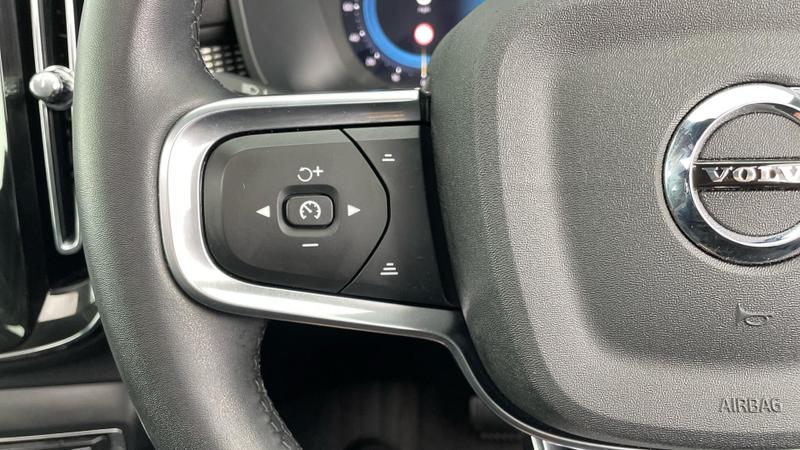 Used Volvo XC40 2025 for sale - 76008624: Photo 24