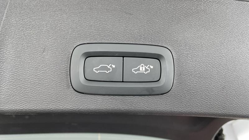 Used Volvo XC40 2025 for sale - 76008624: Photo 28