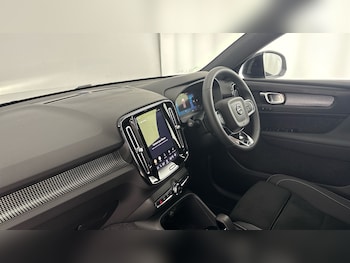 Used Volvo XC40 2024 for sale - 78467983: Photo