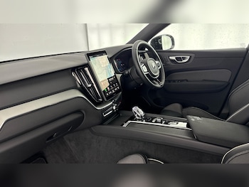 Used Volvo XC60 2025 for sale - 77515861: Photo