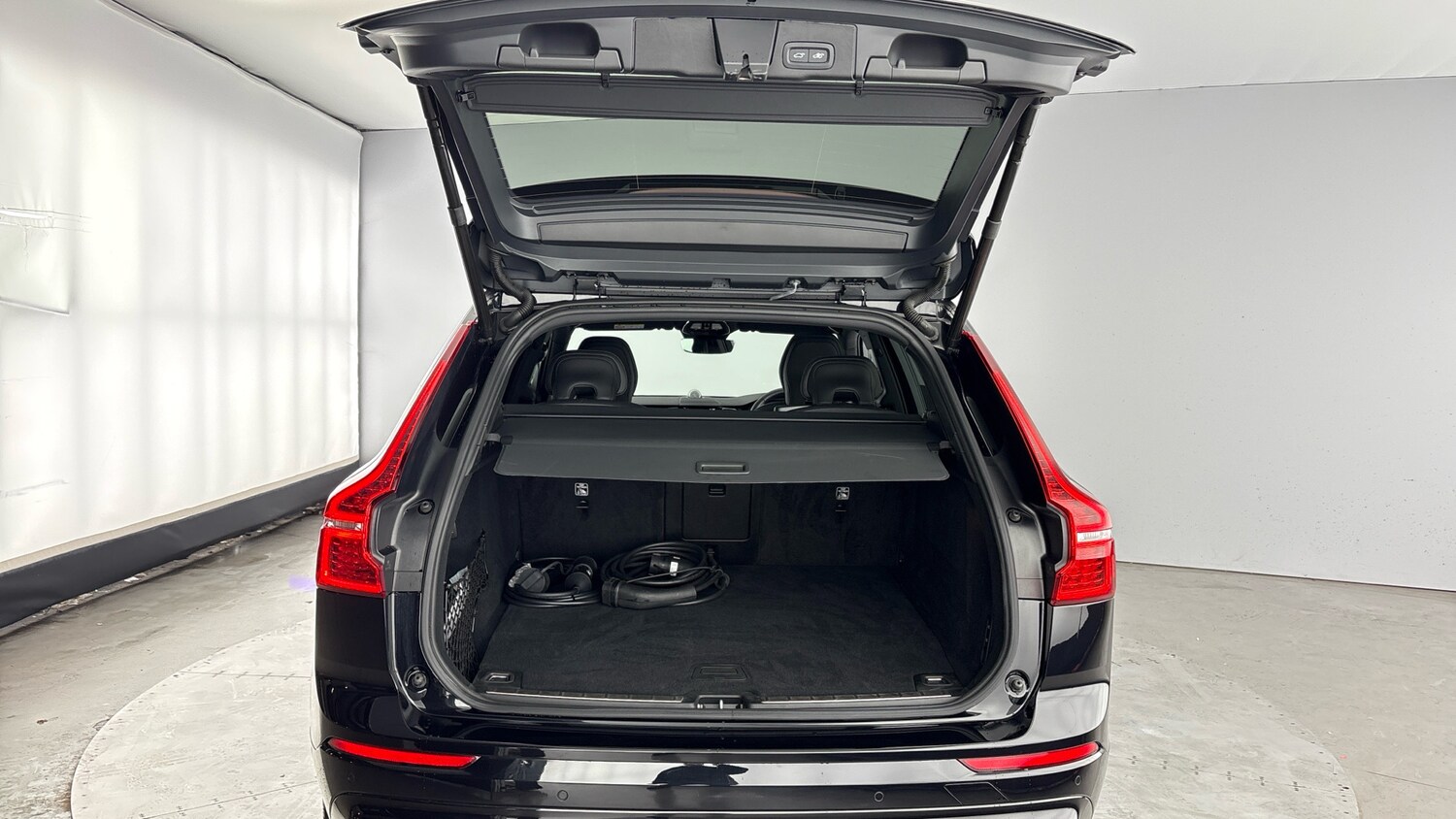 Used Volvo XC60 2025 for sale - 77602722: Photo 13