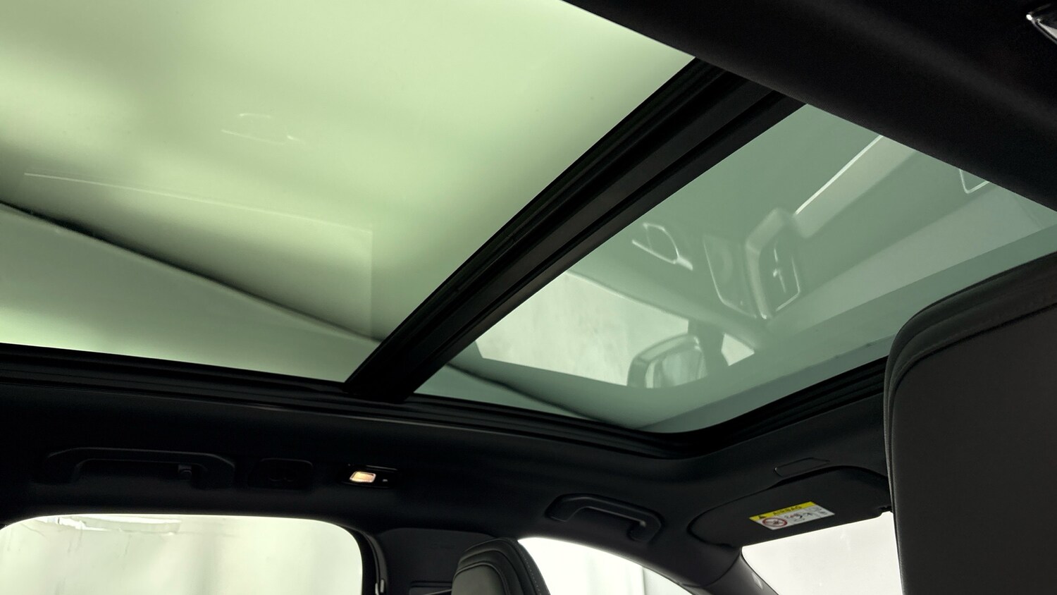 Used Volvo XC60 2025 for sale - 77602722: Photo 17