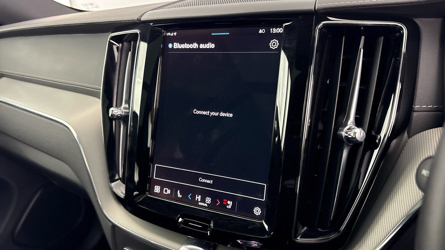 Used Volvo XC60 2025 for sale - 77602722: Photo 28