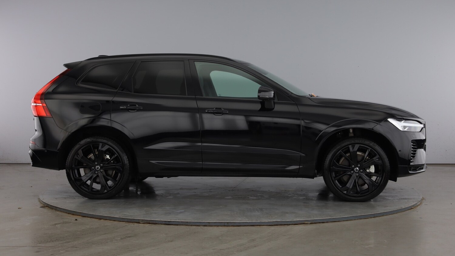 Used Volvo XC60 2025 for sale - 77602722: Photo 4