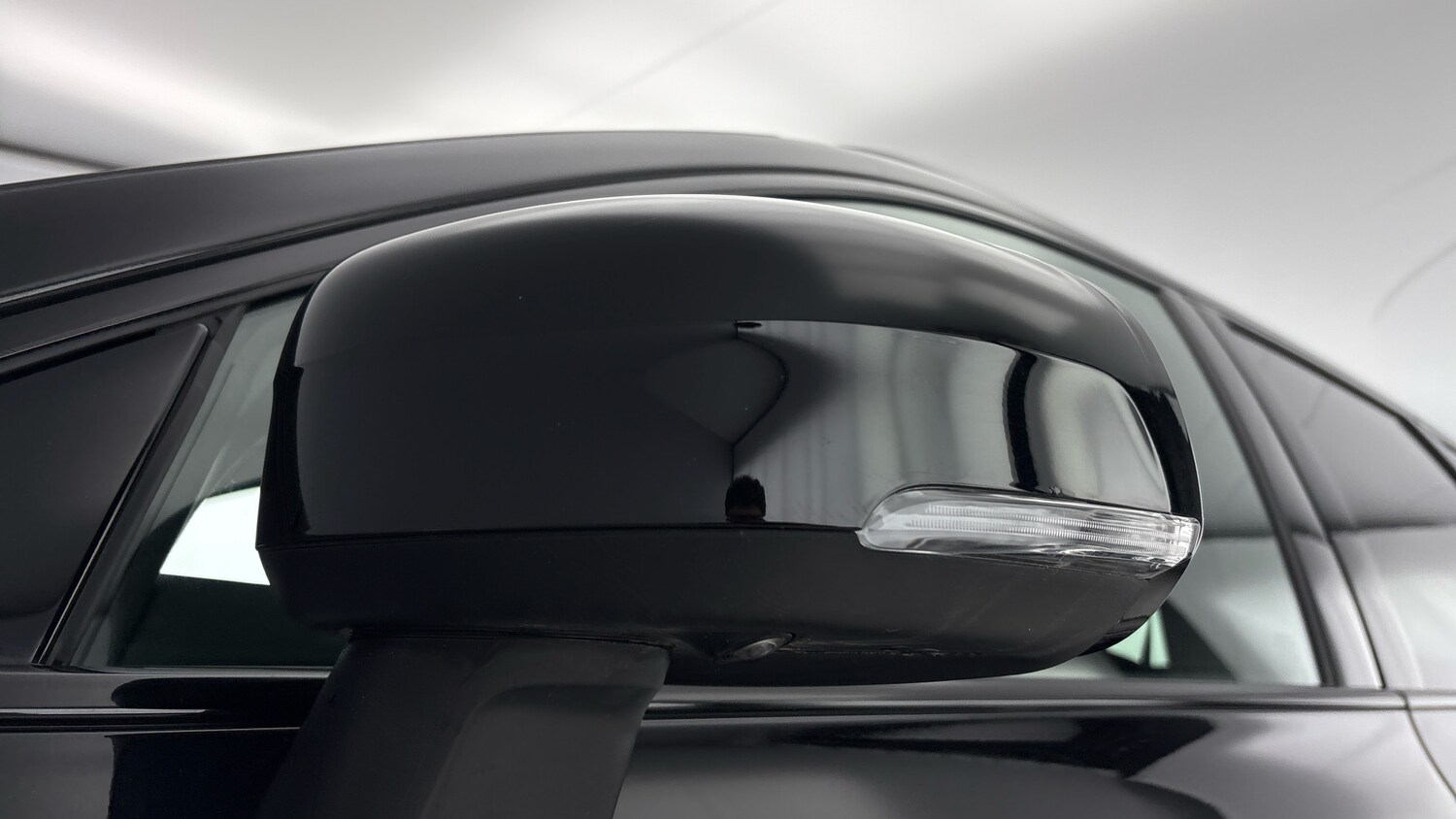 Used Volvo XC60 2025 for sale - 77602722: Photo 45