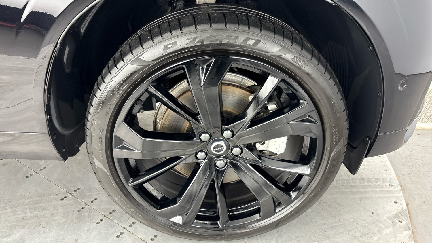 Used Volvo XC60 2025 for sale - 77602722: Photo 5