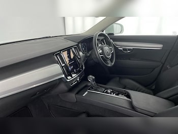 Used Volvo V90 2020 for sale - 75529570: Photo