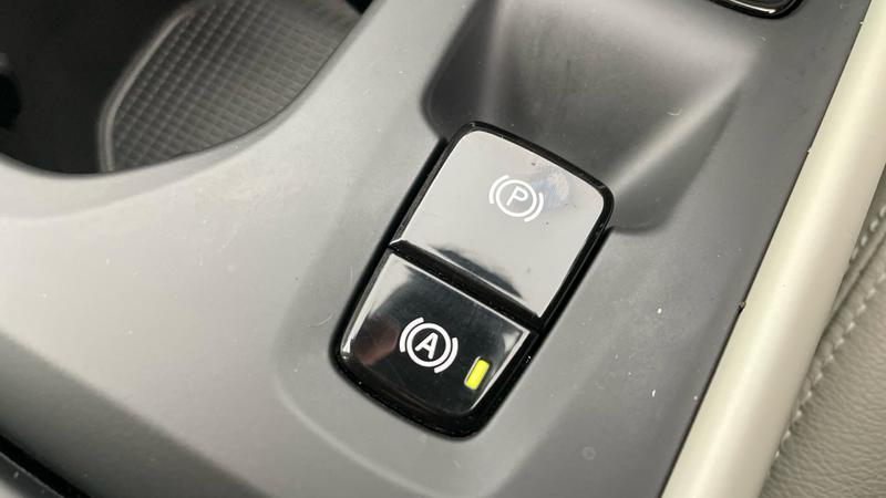 Used Volvo XC40 2020 for sale - 76391385: Photo 17