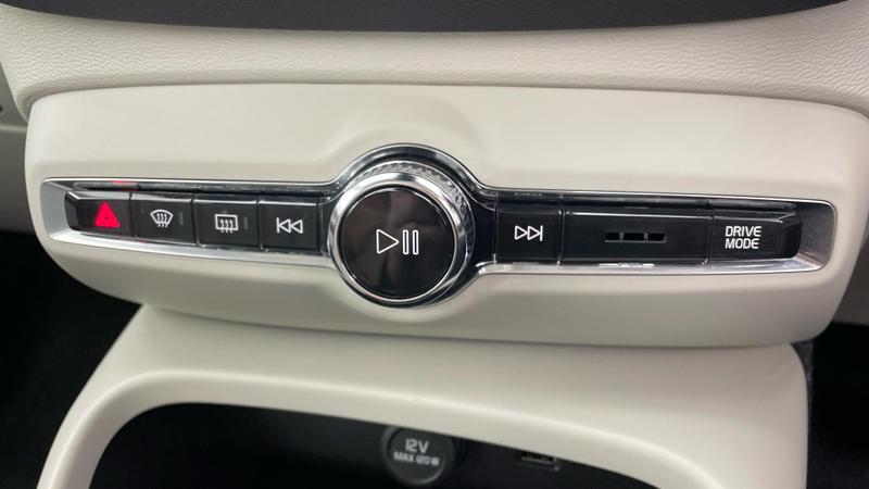 Used Volvo XC40 2020 for sale - 76391385: Photo 20