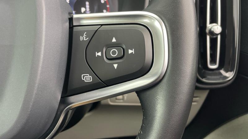 Used Volvo XC40 2020 for sale - 76391385: Photo 25