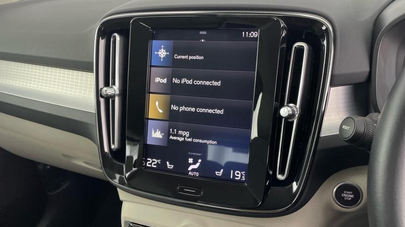 Used Volvo XC40 2020 for sale - 76391385: Photo 7