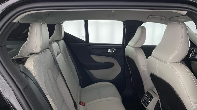 Used Volvo XC40 2020 for sale - 76391385: Photo 9