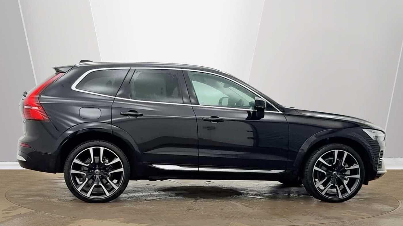 Used Volvo XC60 2025 for sale - 77603106: Photo 2