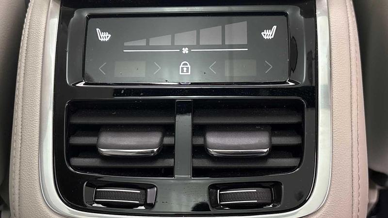 Used Volvo XC90 2025 for sale - 77301217: Photo 17