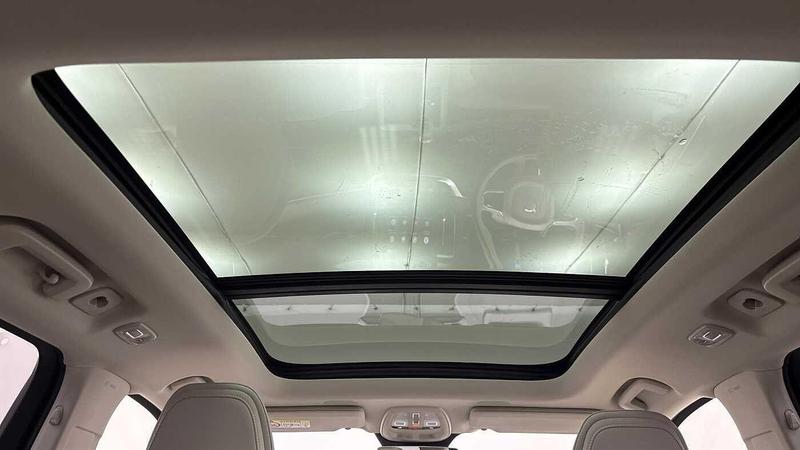 Used Volvo XC90 2025 for sale - 77301217: Photo 18