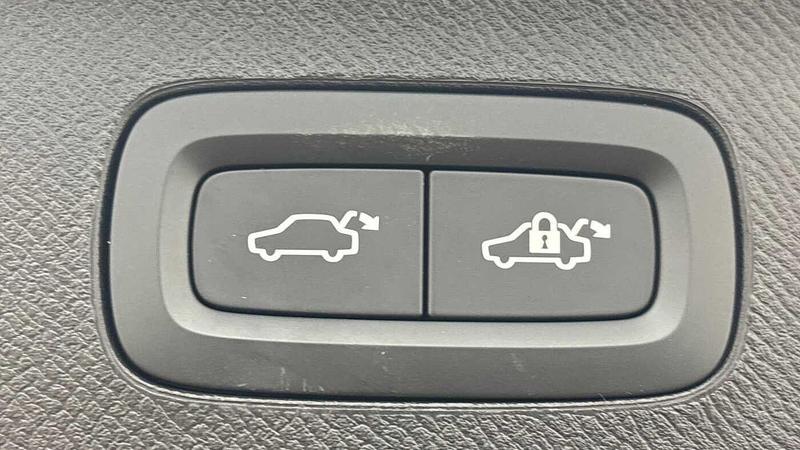 Used Volvo XC90 2025 for sale - 77301217: Photo 19