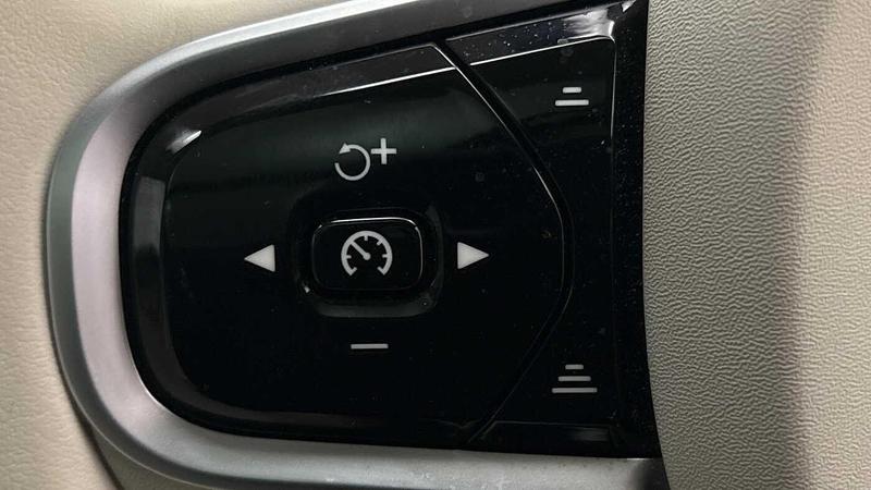 Used Volvo XC90 2025 for sale - 77301217: Photo 31