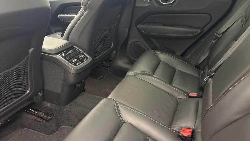Used Volvo XC60 2022 for sale - 77152120: Photo 13