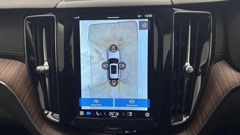 Used Volvo XC60 2022 for sale - 77152120: Photo 43