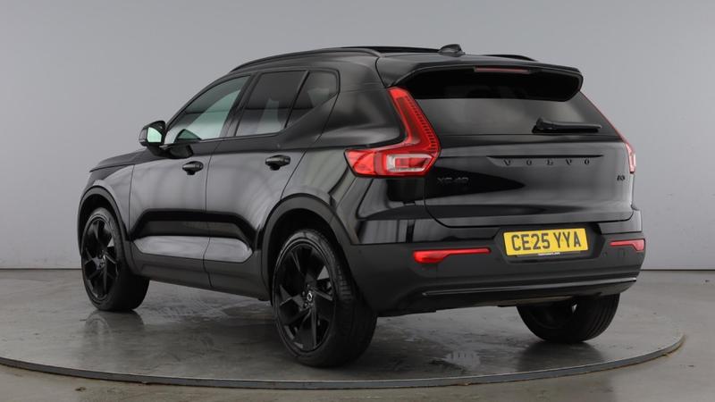 Used Volvo XC40 2025 for sale - 76391386: Photo 3