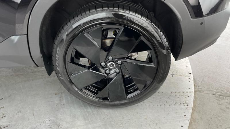 Used Volvo XC40 2025 for sale - 76391386: Photo 31