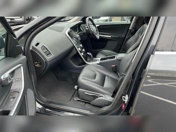 Used Volvo XC60 2015 for sale - 76703128: Photo