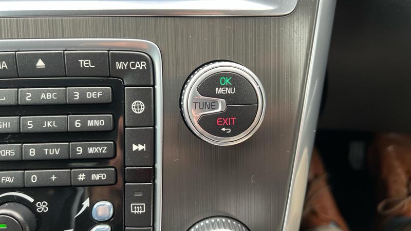 Used Volvo XC60 2015 for sale - 76703128: Photo 34