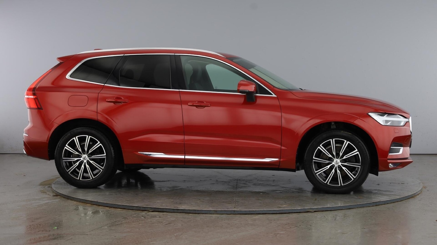 Used Volvo XC60 2018 for sale - 77515865: Photo 4