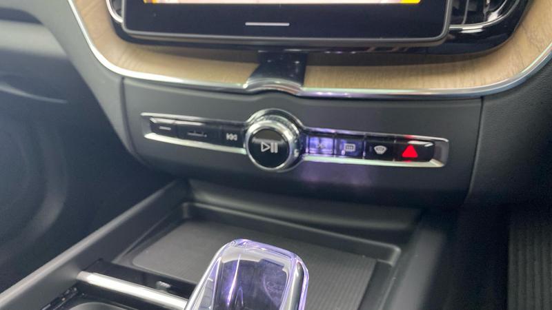 Used Volvo XC60 2025 for sale - 76807196: Photo 23