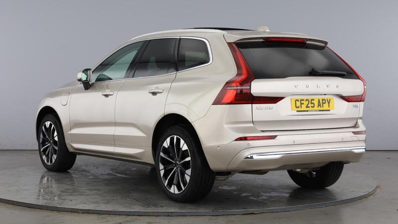 Used Volvo XC60 2025 for sale - 76807196: Photo 3