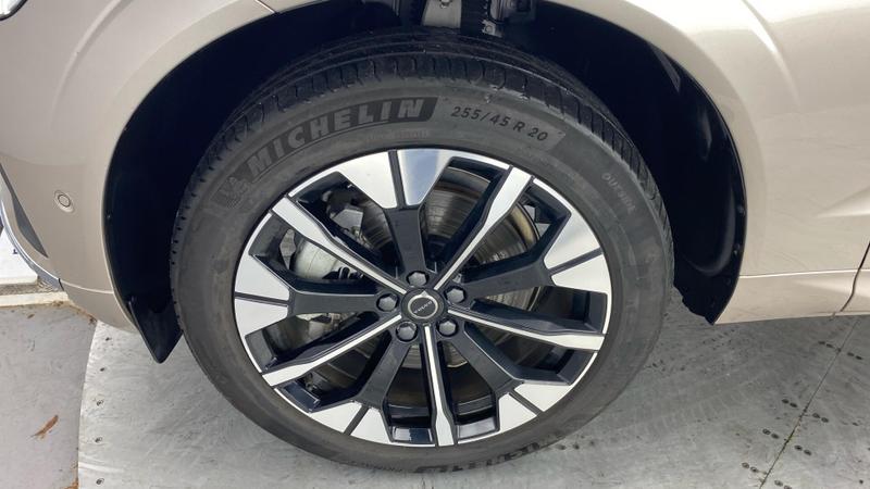 Used Volvo XC60 2025 for sale - 76807196: Photo 31