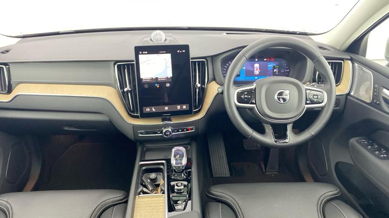 Used Volvo XC60 2025 for sale - 76807196: Photo 8