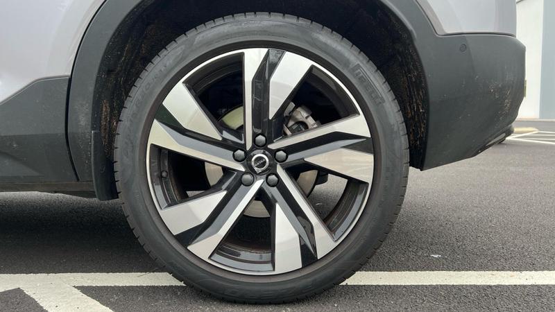 Used Volvo XC40 2025 for sale - 76056136: Photo 5