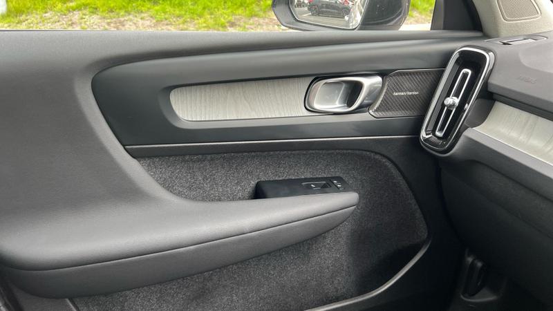 Used Volvo XC40 2025 for sale - 76056136: Photo 53