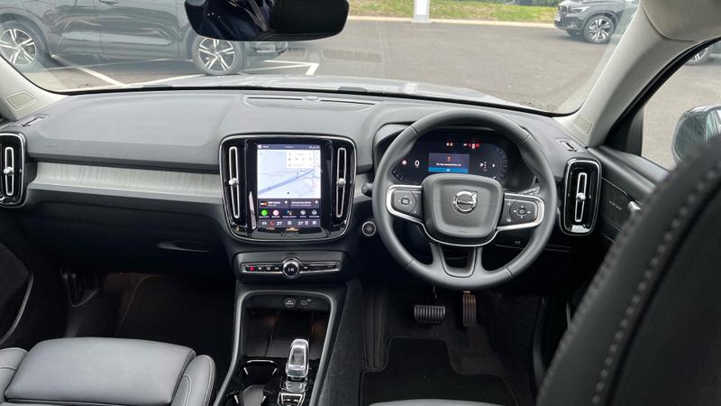 Used Volvo XC40 2025 for sale - 76056136: Photo 8