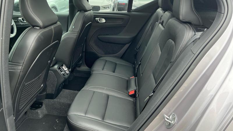 Used Volvo XC40 2025 for sale - 76056136: Photo 9