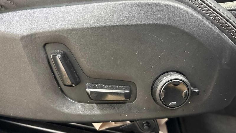 Used Volvo XC60 2025 for sale - 76931206: Photo 28