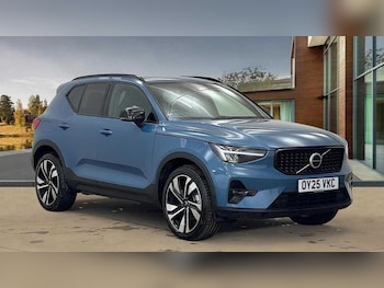 2025 - Plus B4 Mild hybrid Petrol Dark Automatic 5-Door