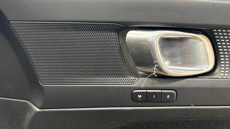 Used Volvo XC40 2025 for sale - 76895611: Photo 26