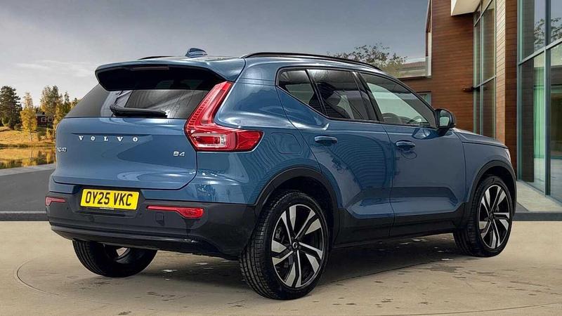 Used Volvo XC40 2025 for sale - 76895611: Photo 3