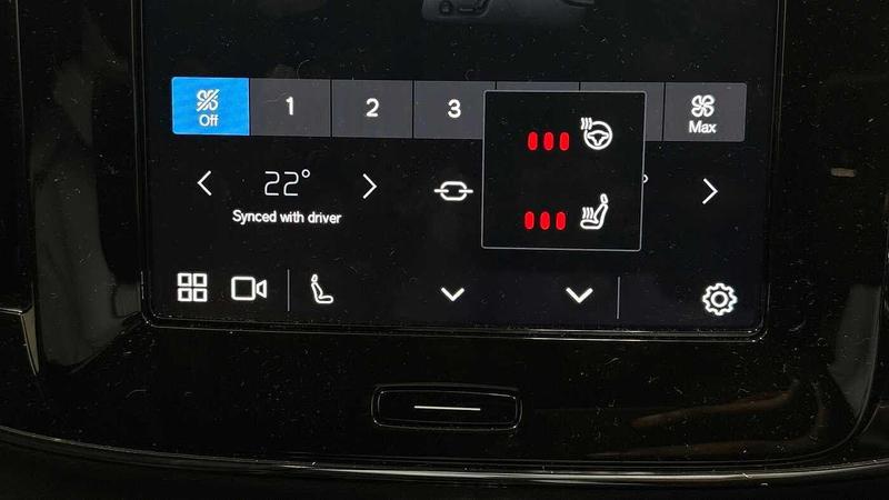 Used Volvo XC40 2025 for sale - 76895611: Photo 39