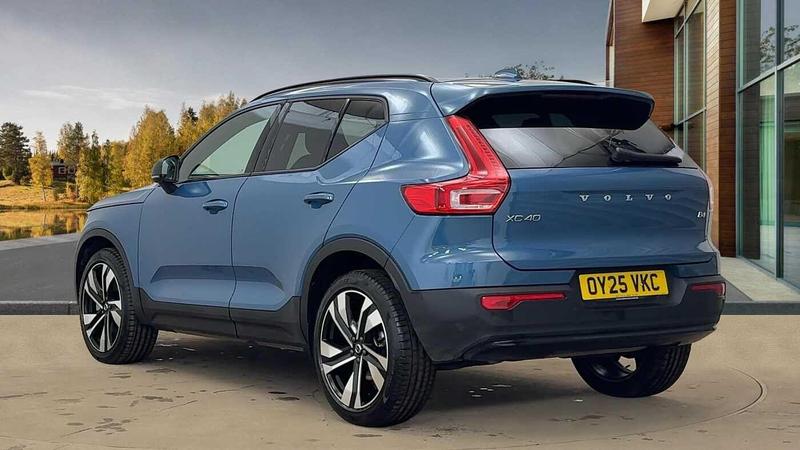 Used Volvo XC40 2025 for sale - 76895611: Photo 5